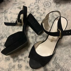 Anne Klein black platform heels